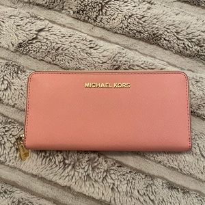 Michael Kors Continental Wallet